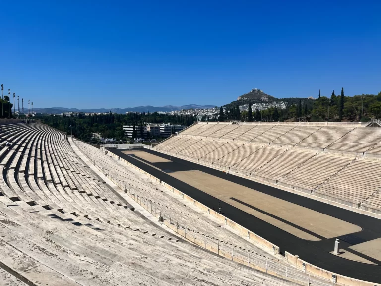 Gradas de mármol del Estadio Panatenaico en Atenas, sede de los Juegos Olímpicos de 1896